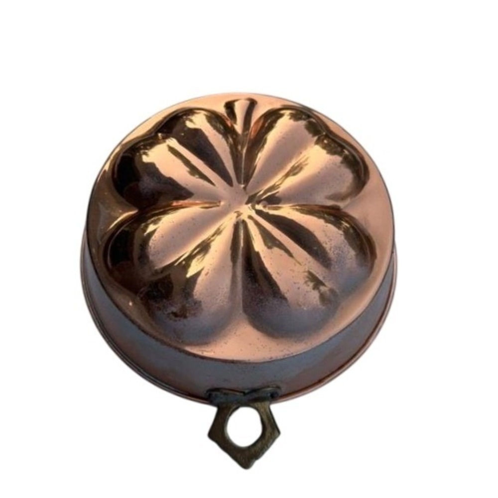 Vintage Copper Jelly Mold Clover Flower Petal Wall Decor Brass‎ Hanger 7.5in